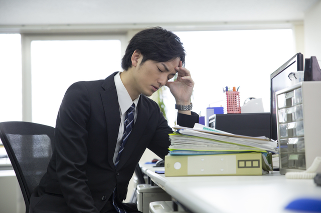 勤怠管理システムのメリットとは？紙・手作業管理の集計負担とリスクをまとめて解決する方法